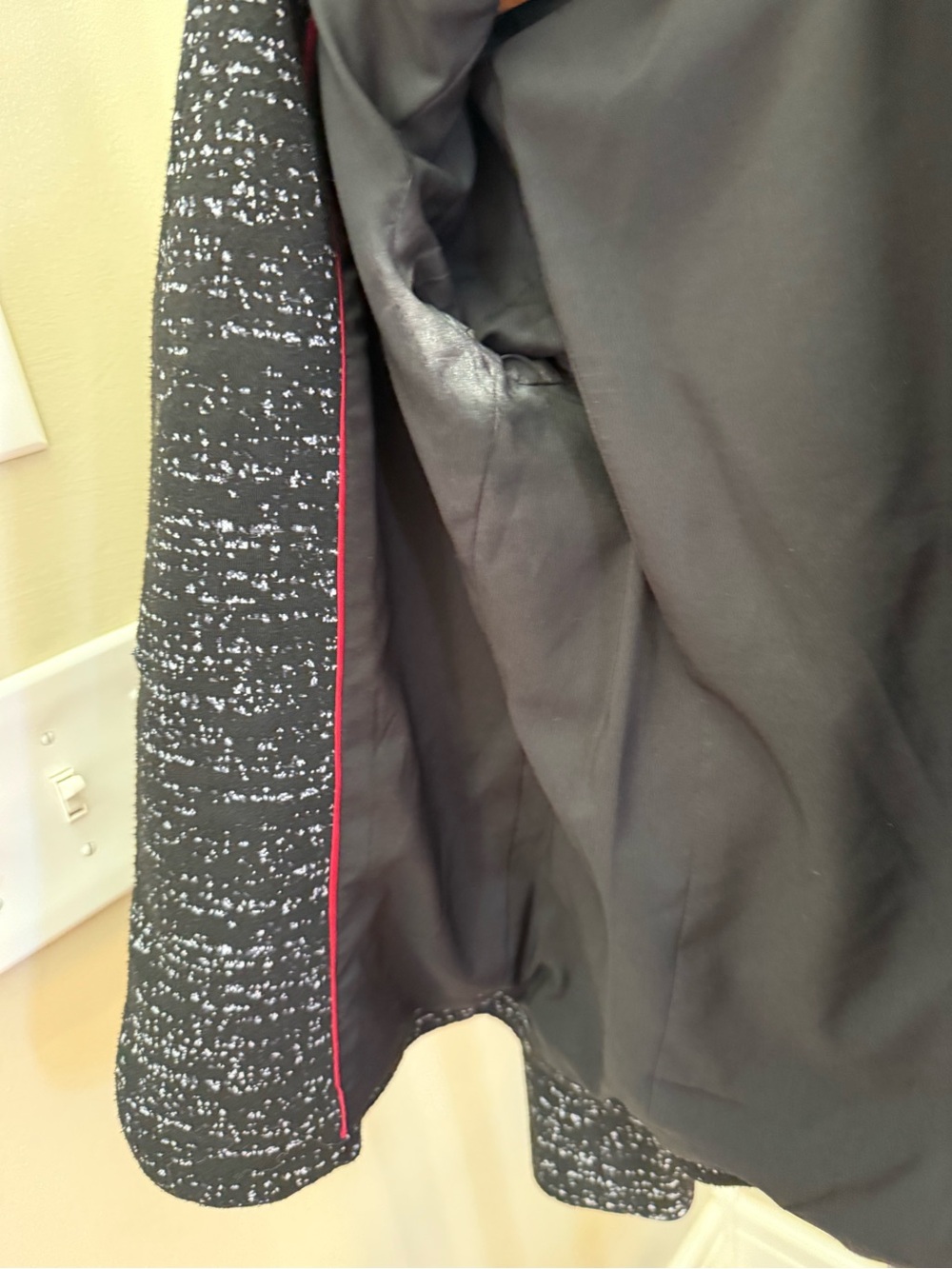 Vince Camuto Black & White Textured Notch-Lapel Blazer - Picture 5 of 5
